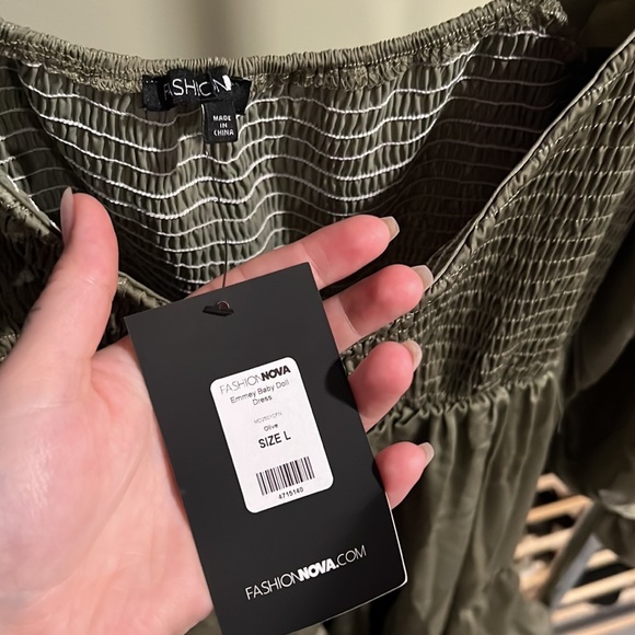 New FN dress! - Picture 3 of 6